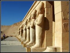 Mortuary Temple of Hatshepsut 1/5 by Tripoto
