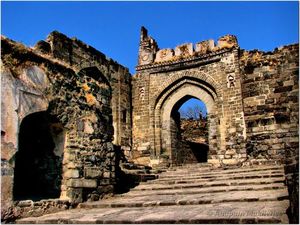 Daulatabad Fort 1/11 by Tripoto