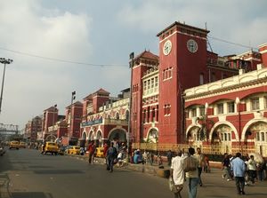 Howrah Railway Station 1/7 by Tripoto