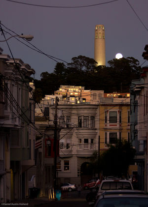 Coit Tower 1/2 by Tripoto