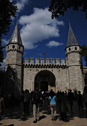 Topkapi Palace Museum 1/7 by Tripoto