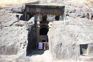 A Perfect Weekend Getaway - Bedse Caves, Pavna Lake and Lohagad Fort
