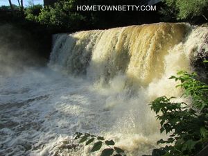 Chagrin Falls, Home of Calvin and Hobbes & Jeni’s