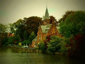 The Unconventional Honeymoon : Bruges