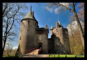 Castell Coch 1/1 by Tripoto