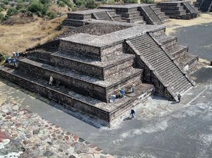 Teotihuacan Mexico 1/1 by Tripoto