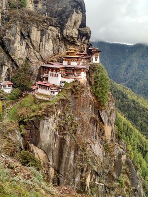 Kingdom of happiness - trekking in Bhutan