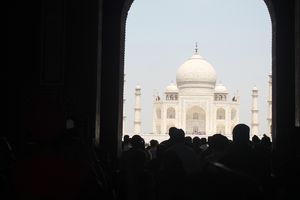 One Day Trip near Delhi – Agra & Fatehpur Sikri