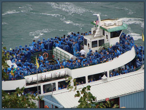 Maid of the Mist Boat Tour 1/1 by Tripoto