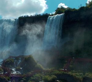 Bridal Veil Falls 1/1 by Tripoto