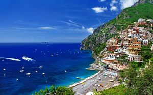 Amalfi Coast...the azure beauty!