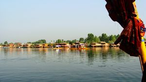 Dreamy Dal Lake