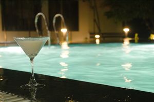 Explore Top 5 Weekend Farmhouses with Pool near Panvel