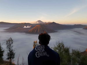Mount Bromo : Great View,Tiresome Hike, Active Volcano, An Unforgettable Experience