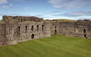 Visiting real life 'Game of Thrones' sets: Winterfell and beyond