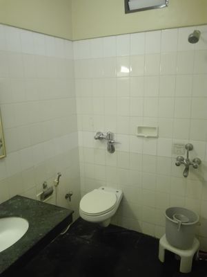 Park Residency Hotel*Average Hotel*Great Location