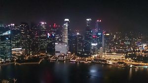 Solo in Singapore!