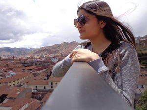 2 Girls storming Peru