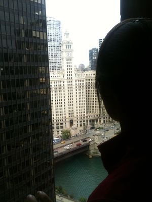 2 Girls storming Chicago