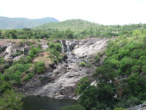Shivasamudram Falls 1/36 by Tripoto