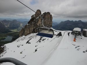 Titlis Bridge 1/1 by Tripoto