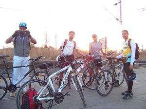 Cycling around Lake Tansa