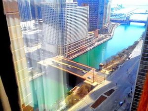 Hyatt Regency Chicago 1/2 by Tripoto