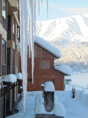 Gulmarg, Kashmir - Winter is Coming