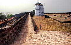 Fort Aguada 1/105 by Tripoto