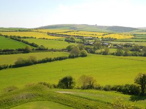Isle of Wight and Carisbrooke Castle: Castles and water, what more does a girl need?