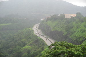 Mumbai - Pune Expressway 1/19 by Tripoto
