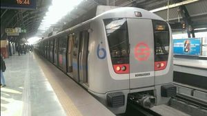 Complete Delhi in one day.