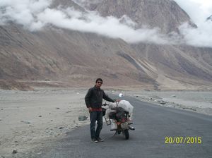 Solo trip from delhi to manali, Leh, srinagar, amritsar, delhi on bike