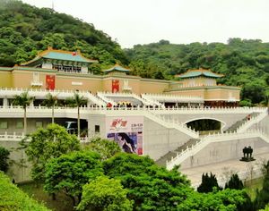 National Palace Museum Taipei Taiwan View Images Timing