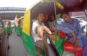 Project Runaway : Nepal and India Solo Backpacking
