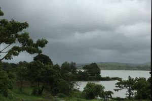 Monsoon trek to Tung Fort