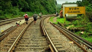 Caranzol Railway Station 1/6 by Tripoto
