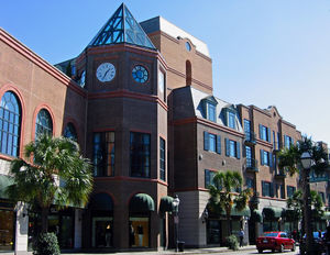 Charleston Place 1/1 by Tripoto