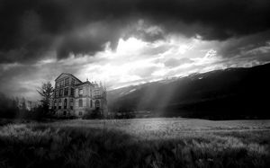 Abandoned Places Around The World That Will Give You The Creeps