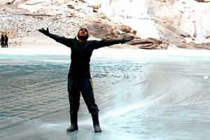 Chadar Trek – The most dangerous trek in the world once the ice cracks