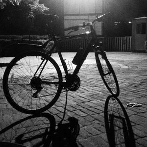 Ganesh Visarjan – Pune City Midnight Tour on two wheels!