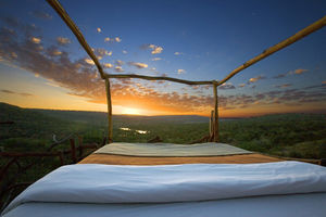 7 luxury hotels where you can sleep under the stars