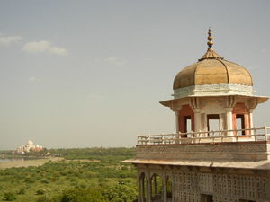 Discover Agra slowly...