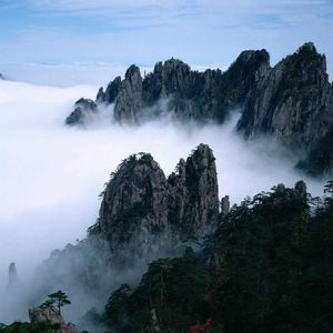 Huangshan Geopark 1/2 by Tripoto