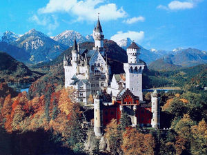 Neuschwanstein Castle 1/7 by Tripoto