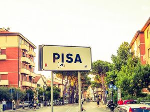 Exploring Tuscany: Leaning towards Pisa