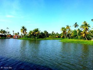 Kerala Diaries 2: The quintessential houseboat cruise – Worth it/ Not?