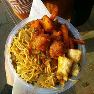 Lajpat Nagar Central Market 1/5 by Tripoto