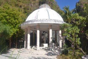 Matinloc Shrine 1/4 by Tripoto