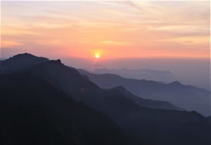 Few amazing sunsets in India for your love for sunsets